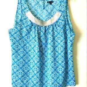 Gap XL scoop neck sleeveless flowy top